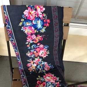 Scarf pretty posies Vera Bradley